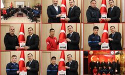 Kahraman, Türkiye Şampiyonu olan güreş takımını kabul etti
