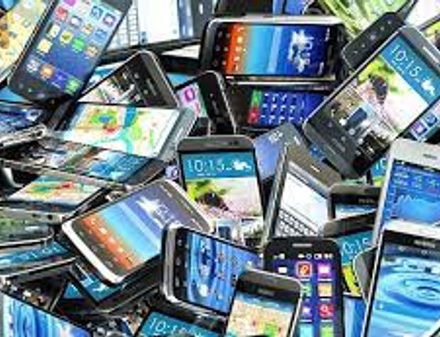 Kullanılmayan cep telefonları için 1 yıl süre!