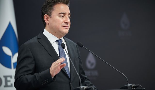 Ali Babacan, ‘Dış politikada yalpalama devri sona ermeli’