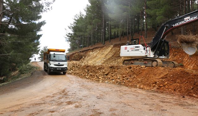 Seyir Terası’nın Yolu Genişletiliyor