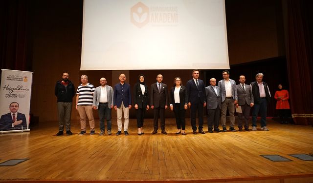 Kahramanmaraş Akademi Yeni Mezunlarını Verdi