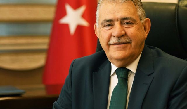 Başkan Mahçiçek, ‘Bilginiz ve özgüveninizle başarılı olacağınıza inanıyorum’