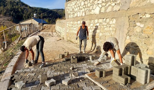 Göksun’da kırsal mahallelerin Ulaşım Standardı Artıyor