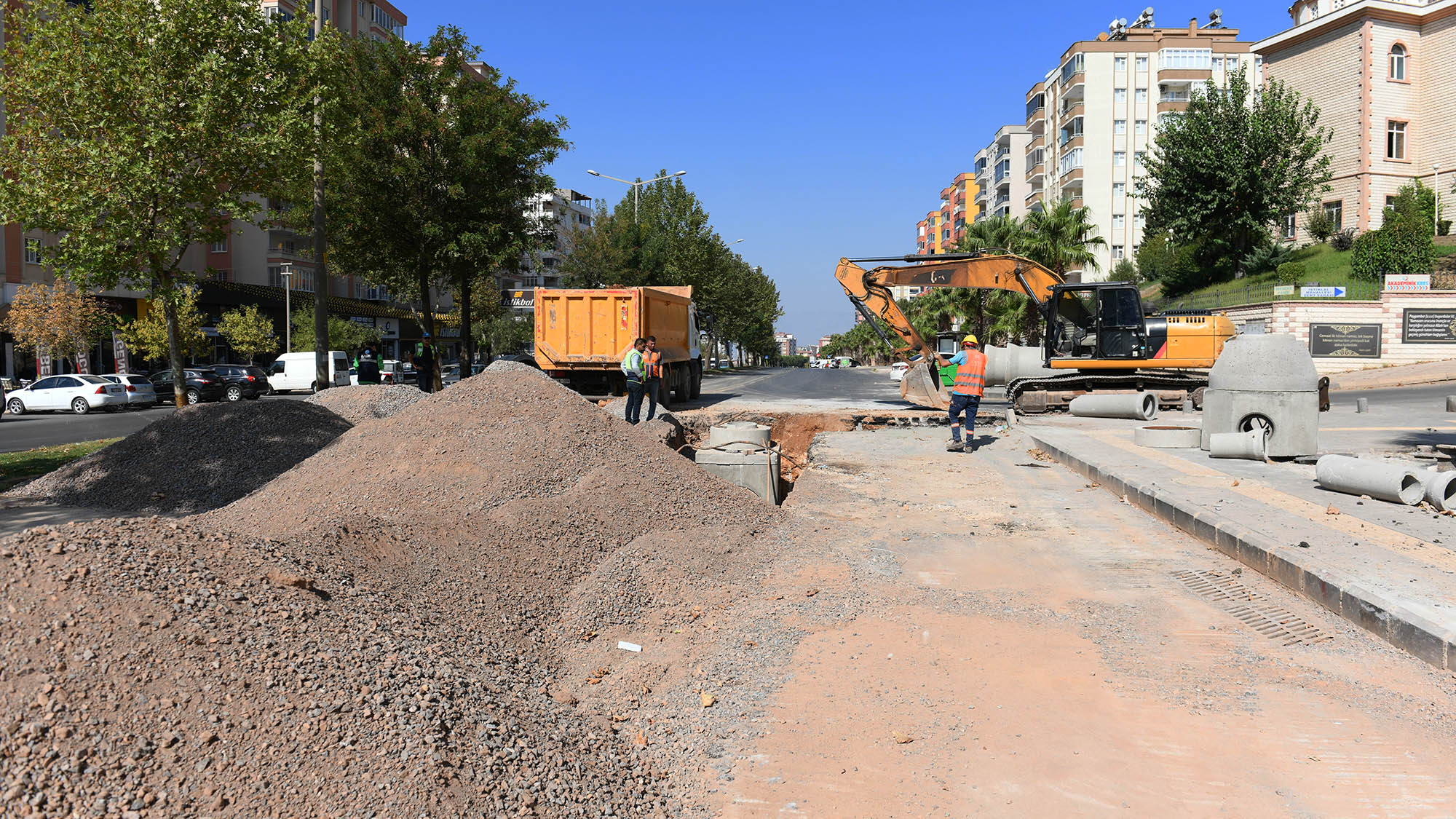 Binevler Caddesi Yenileme Projesi Altyapı Çalışmaları (3)